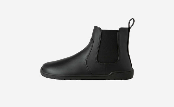 Chelsea All Black ǀ Feelgrounds