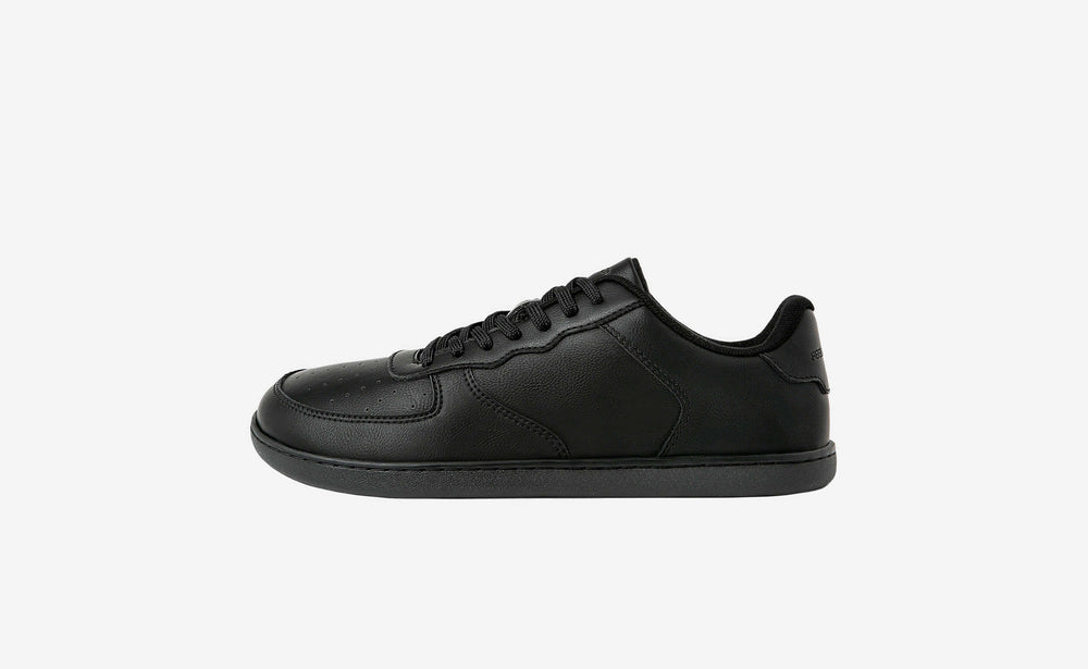 Courtside Classic - All Black